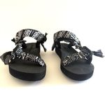 Arizona Love Trekky Black Bandana Summer Eco Conscious Platform Sandals 38 (7.5) Photo 3