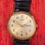 Citizen Womans stainless steel gold tone quartz japan movement water resistant Photo 3