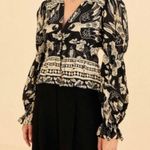 Farm Rio Brand New  Women's Size XS Black Graphic Floral Popover Blouse Top Photo 2