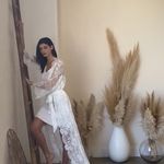 Elegant White Lace Bridal Robe Photo 1