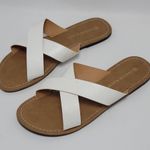 Charles Albert  White Criss Cross Strappy Flat Sandal Size 9 Photo 10
