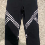 GAP FIT 7/8 LEGGINGS WITH CUTE DESIGN Photo 0