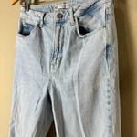 ZARA  Distressed Light Wash Denim Jeans Jean Size 4 Straight Leg Photo 5