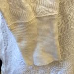 O'Neill O’Neill sweater. Ribbed sleeve cuffs. Raw hem. Photo 3