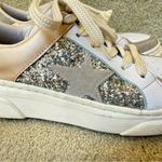Pink Lily Silver Taupe Star Sneaker Shoe Glam Glitter Size 8 Photo 6