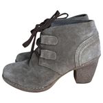 Clarks  Carleta Lyon Suede Gum Sole Heel Booties Women's Size 7.5 Photo 7