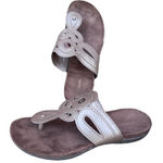 Croft & Barrow  Womens Brown leather Slip On Thong Sandals Size 8‎ Photo 0