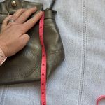 Mondani Metallic Gray Y2k Shoulder Bag Photo 9