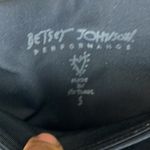 Betsey Johnson black and grey geo print athletic capris woman’s size small Photo 3