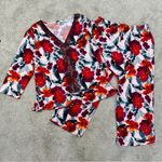 The Pioneer Women Pajamas Set 3/4 Sleeve V Photo 2