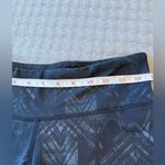 Alo Yoga  Aztec High Waisted Print Black Grey Active, Yoga, Gym,‎ Leggings Size S Photo 6