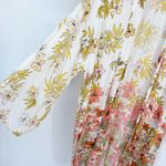 Billabong Fire Nights Cream Floral Print Kimono Top
Size Medium Photo 5