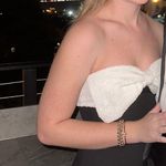 Windsor Strapless Black Dress With White Bow Photo 3