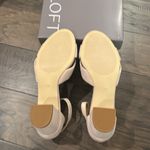 Loft New In Box  Pink Suede Block Heel Sandals Sz 7.5 Photo 5