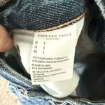 American Eagle  90s Boyfriend Shorts in Raw Hem Distressed Medium Wash - Size 6 Photo 4