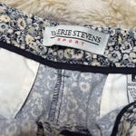 Valerie Stevens  Blue and white floral print shorts size 8 #floralshorts Photo 1