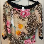 K2C vintage animal print floral top with lace trim. Size undefined Photo 3