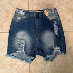 Vibrant  Shorts Distressed Photo 0