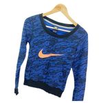 Nike  Womens Crewneck Sweatshirt Blue Long Sleeve Logo Crew Neck XS Photo 3