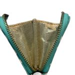 Kate Landry  wallet Photo 4