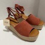 a.n.a A New Approach  Laskie Terracotta Heeled Sandal Wedge NWT Size 11 Photo 1