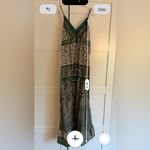 maxi dress silk blend in green paisley print made in India size small Photo 4