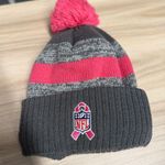 New Era On Field Seattle Seahawks Breast Cancer Awareness Pom Beanie NWOT Gray Photo 2