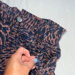 Broadway & Broome Shorts with Elastic Waistband 100 silk‎ Black Size 6 Photo 4