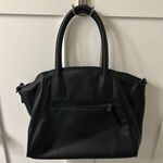 Simply Vera  Vera Wang Tote Purse Photo 0