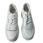 Pretty Little Thing White Chunky Platform Sneakers NWT Size US 6 Contrast Sole Photo 4