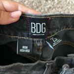 BDG High-Waisted Black Shorts Photo 2