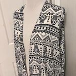 LuLaRoe  Joy Duster Hamsa Photo 1