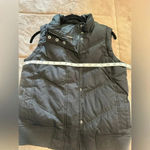 Gap  Down Puffer Vest Women's Size XS Black Y2K Warm Ski Photo 2
