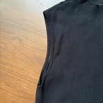 Elie Tahari Ribbed Top Sleeveless in Black Women's Size Small Fitted Shirt Photo 3