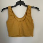 Red Dress Boutique Gold boutique crop top size M Photo 1