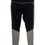 Prjon Gray & Black Contrast Photo 3