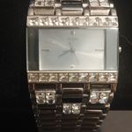 Guess women's jeweled wristwatch Photo 2