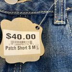 Blu Pepper 206 NWT  Distressed Flower Patched Jean Shorts Size Large Photo 9