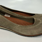 Eddie Bauer Christine flats tan suede casual women’s size 11 neutral basics Photo 0