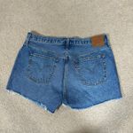 Levi's  Strauss Light Wash Blue Distressed High Waist Cut Off Mom Shorts Size W34 Photo 3
