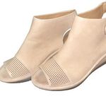 Clarks Unstructured By Clark’s Wynnmere Abie Tan Sand Nubuck Wedge Open Toe Comfort 8 Photo 0