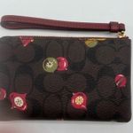 Coach  Corner Zip Wristlet In Signature Canvas With Ornament Print style … Photo 11