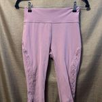 Lululemon  Woman’s Mauve Love Knot Activewear Capri 15” Legging Size 6 Photo 0