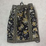 Vera Bradley  drawstring back pack yellow black Photo 0