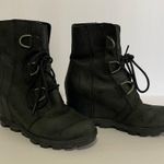 Sorel Sorrel Women’s Joan of Artic Wedge II Boots. Photo 3