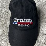 Trump 2020 Hat Black Photo 1
