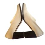 Donald Pliner 90'S VTG. DONALD PLINER CREAM HEELED BOOTIES SLIP ON SZ. 6 Photo 6