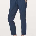 Lululemon  On the Fly Woven Athleisure Athletic Pants True Navy Size 4 Photo 0