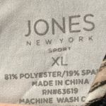 Jones New York  Sport Classic Print Crop top Built In Bra Sports Tank! Photo 4
