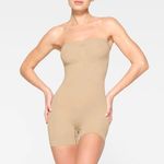 SKIMS Strapless Sculpting Shortie Bodysuit XS Photo 1